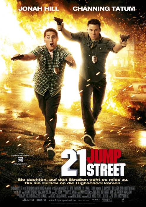 Смотреть фильм: Мачо и ботан / 21 Jump Street